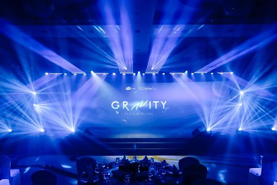 Gravity — Stuck with you — ảnh 4